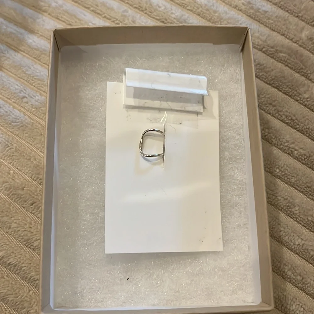 Ear cuff - Picture 2 of 3